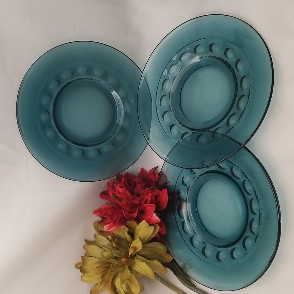 Indiana Colony Kings Crown Blue Lunch Plates